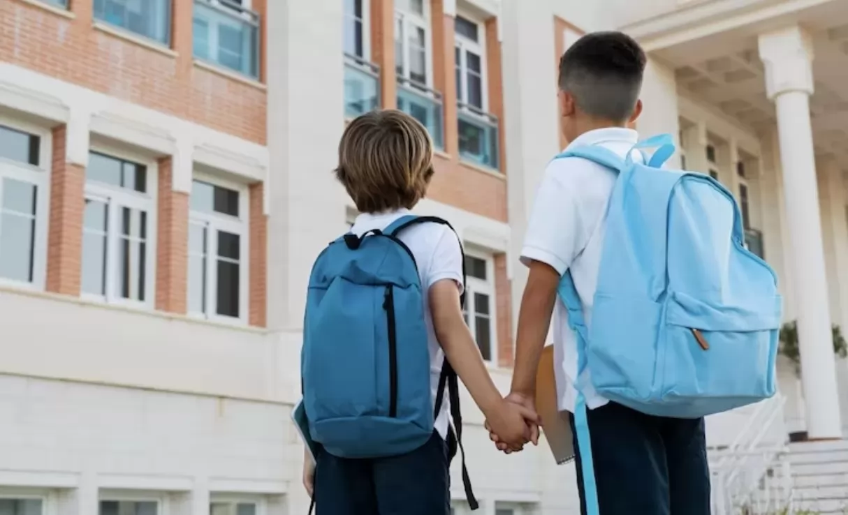 Returning to School After Kyphosis & Scoliosis Surgery: A Guide for Parents